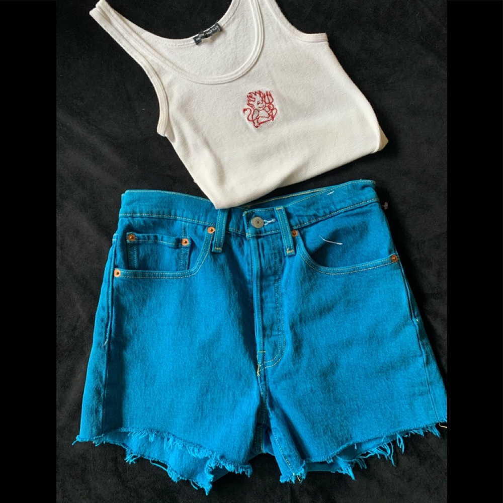 Levi’s Neon Blue Washed Vintage Look Denim Shorts